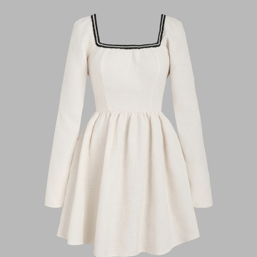 NWT Cream & Black tweed dress with pearl details